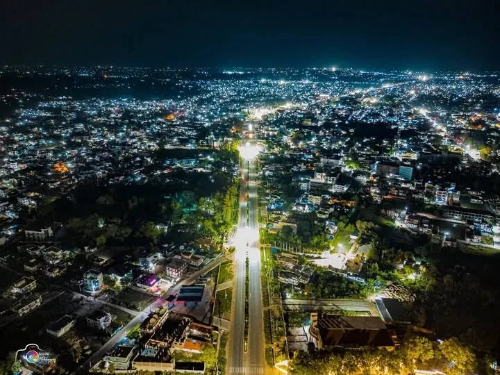 DRIVE TO HILSA, FLY TO NEPALGUNJ VIA SIMIKOT, B/L/D