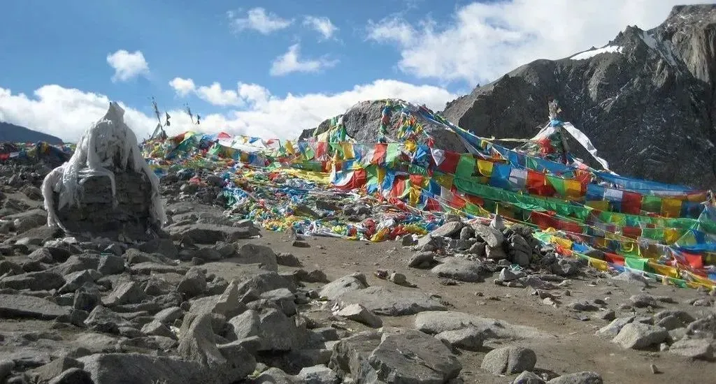 DRIVE TO YAMADWAR & HOLY TREK TO DIRAPUK, B/L/D