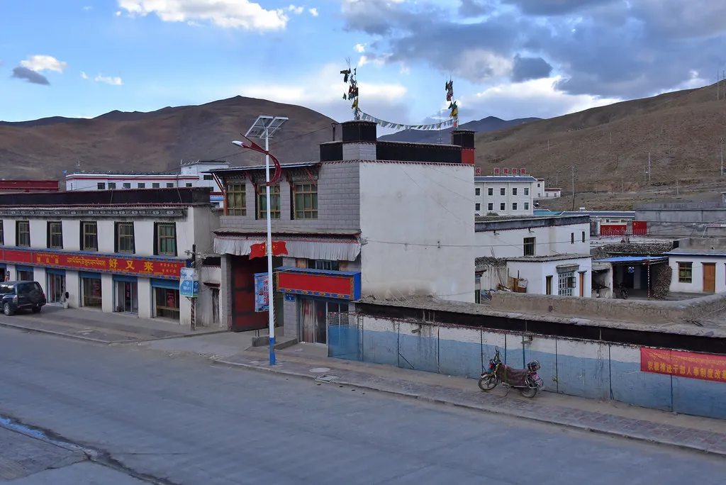 DRIVE TO SAGA (105 KM, 4 hours’ drive)	B/L/D