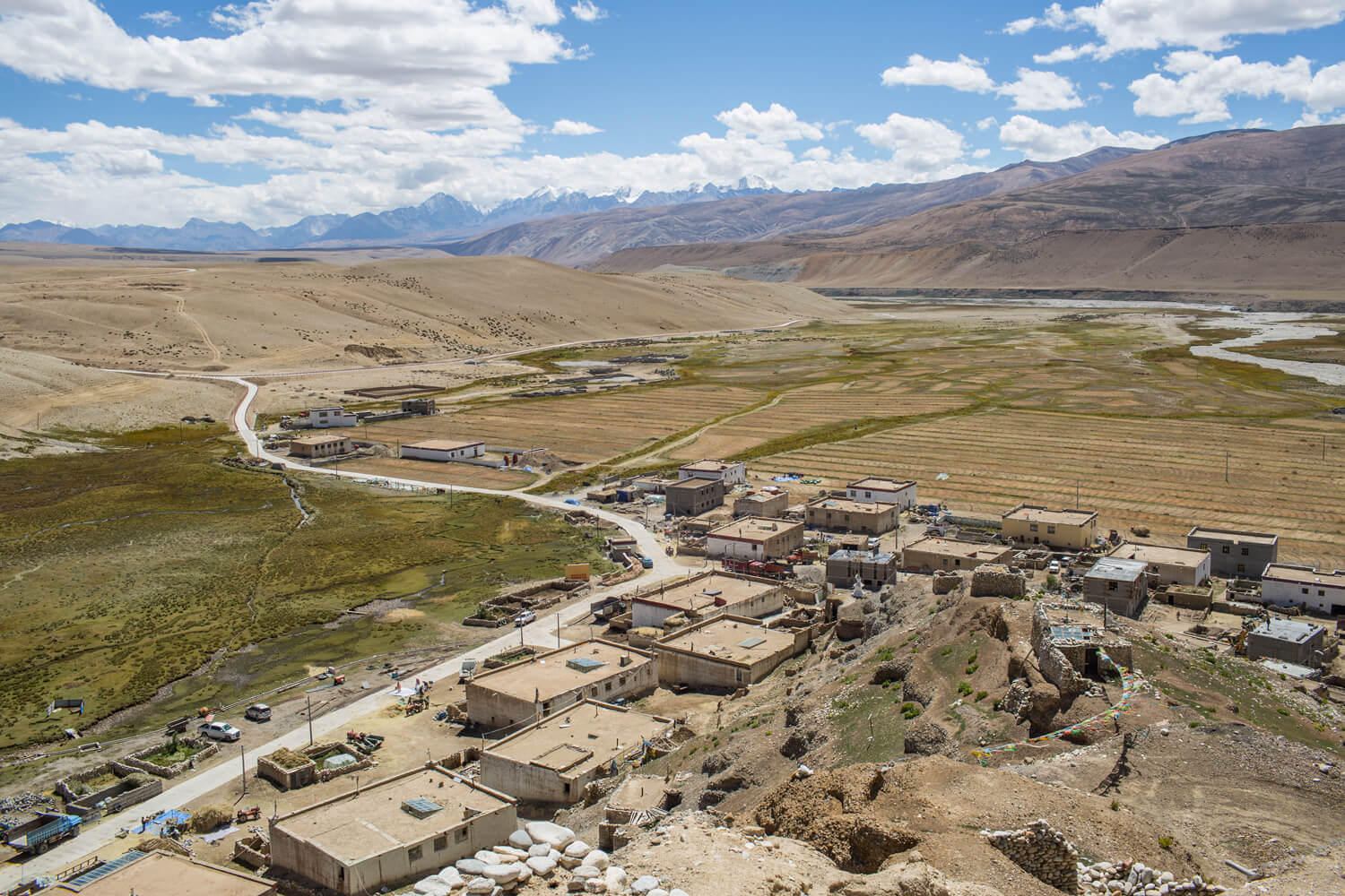 DRIVE TO YAMADWAR & HOLY TREK TO DIRAPUK, B/L/D