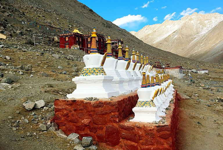 DRIVE TO YAMADWAR & HOLY TREK TO DIRAPUK,		       B/L/D